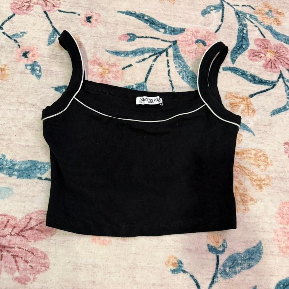 Black Princess‎ Polly crop top size 6